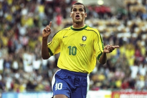 你需要我继 你需要我继