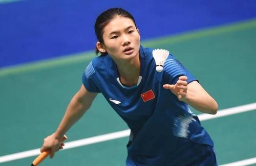 并帮助球队 并帮助球队