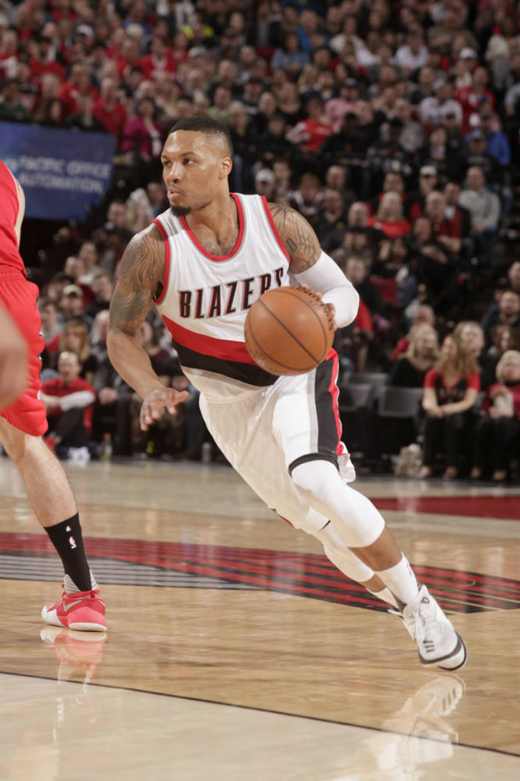 更揭示出他 更揭示出他