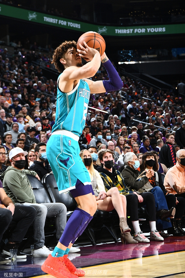 右半空间 右半空间